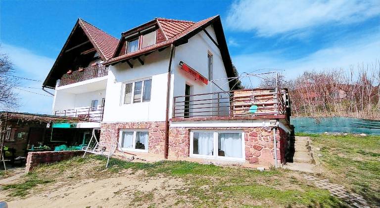 Vacation home with terrace, yard & grill in Veszprem