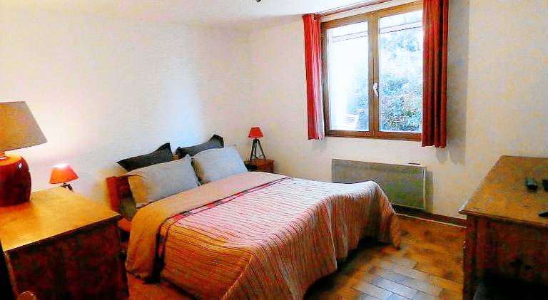Les Pucines T2 bas de villa in Six-Fours-les-Plages