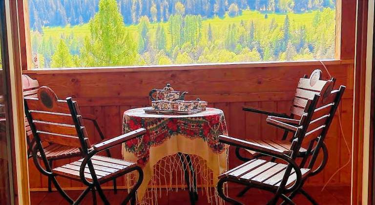 Holiday apartment with terrace, pool & garden — photo 5