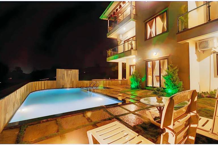 Ocean Crest Luxury Villa Mahabaleshwar in Jaoli