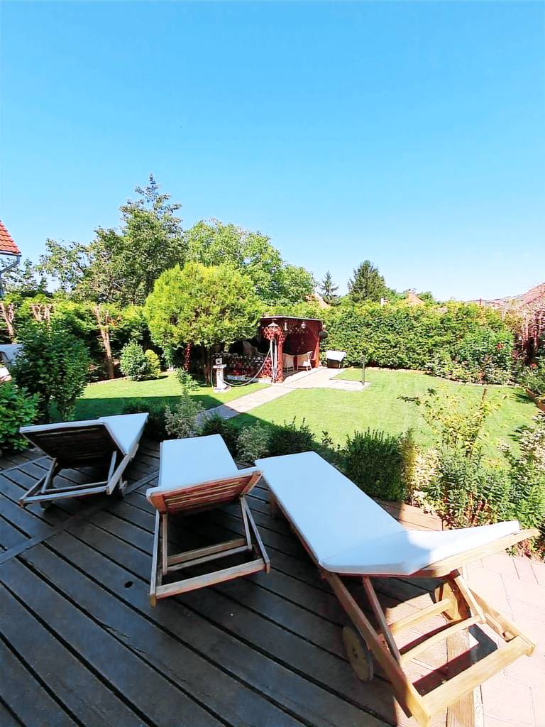 Children-friendly wonderful apartment with patio, yard & barbeque | Pets are welcome — photo 3