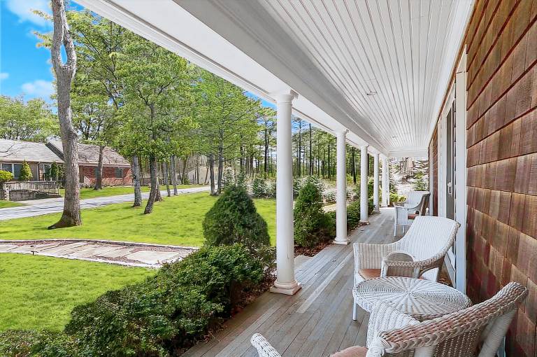 House Shelter Island