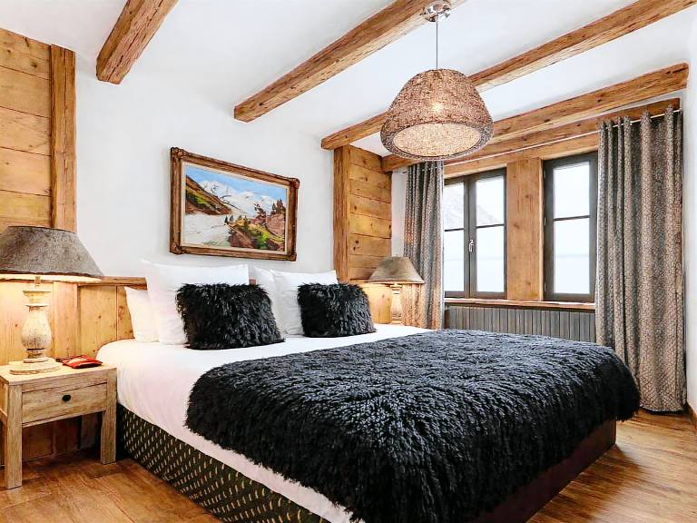 Chalet with private pool | Mountain view — photo 4