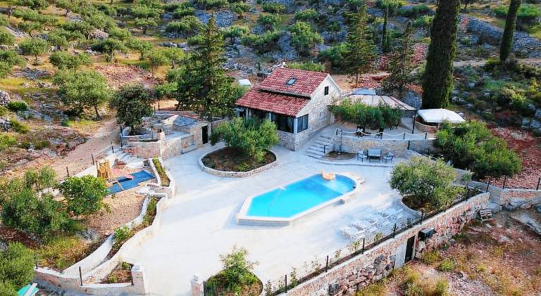 Charming villa with pool | Good for workation | Dogs allowed — photo 3