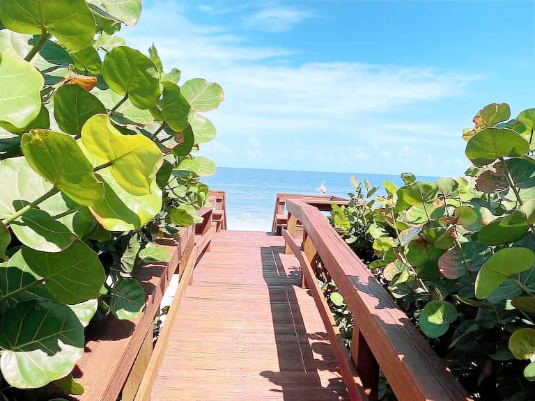 Condo Floridana Beach
