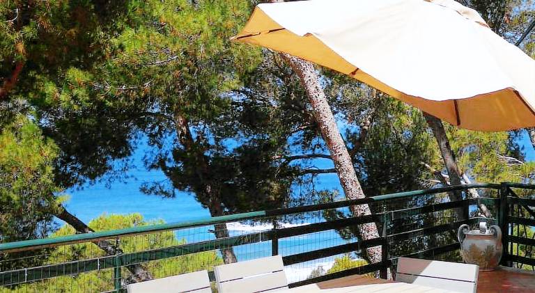 House with patio | Close to the beach | Pet-friendly in Perdifumo