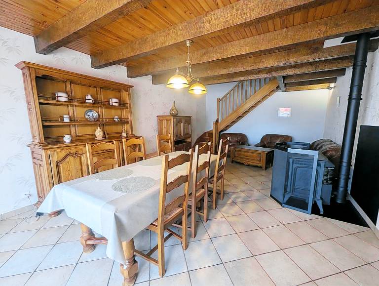 Gite with patio & yard — photo 4