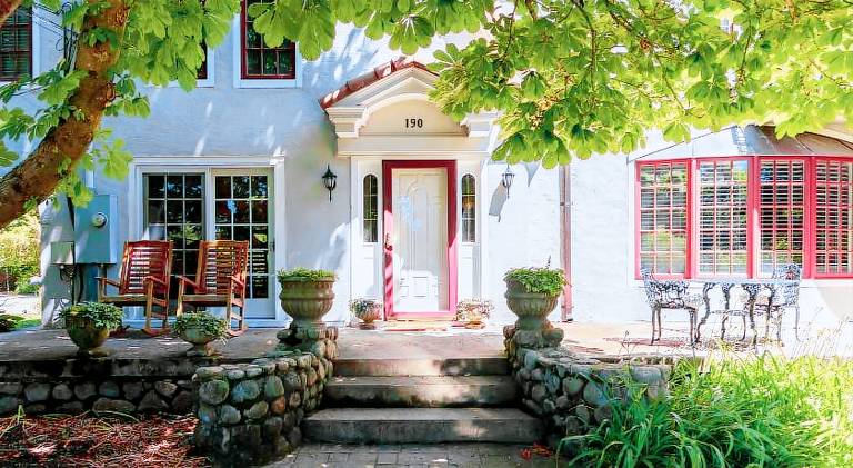 The Villa Bed and Breakfast