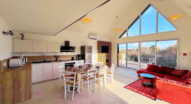 House with patio, private pool & garden | Perfect for remote work — photo 3