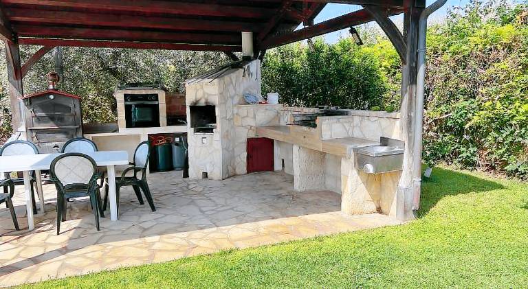 Villa Patrizia with swimming pool and woderful seaview at 1 kilometers about from the beach in Scicl — photo 4