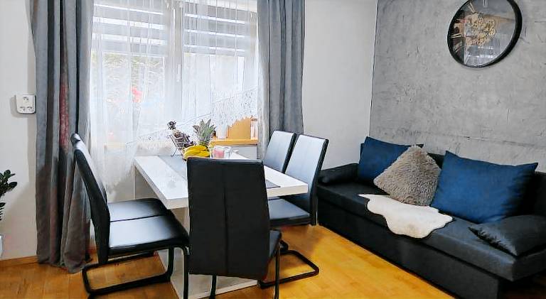 Rental apartment with 2 rooms for 6 persons — photo 3
