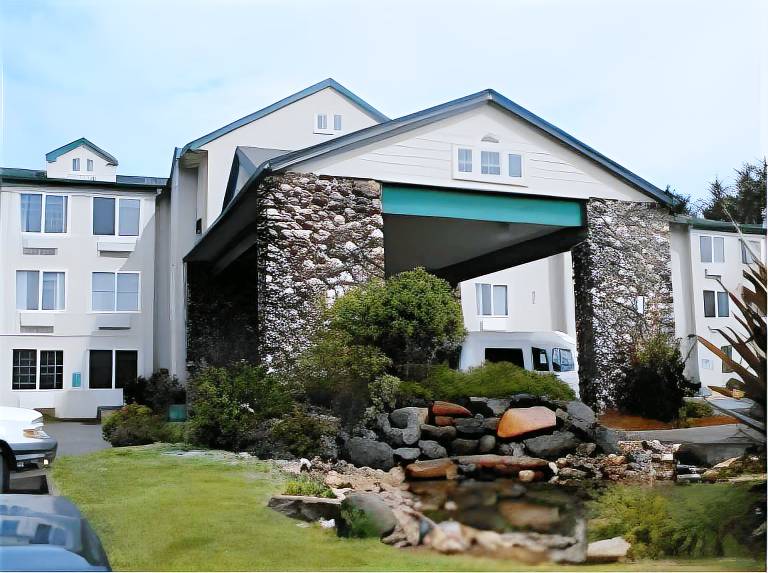 The Ashley Inn & Suites in Lincoln