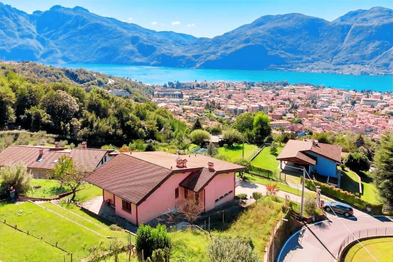Villa Mandello del Lario