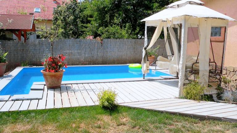 Apartman  Sóstó