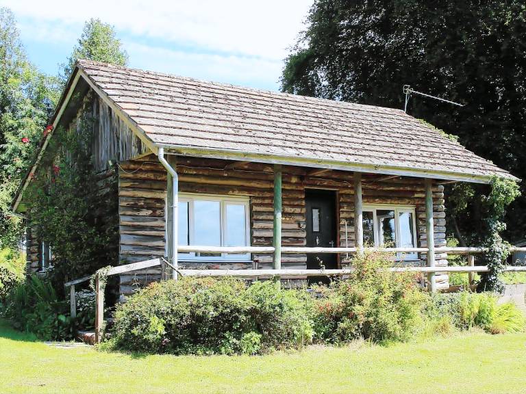 Cottage  Lydney