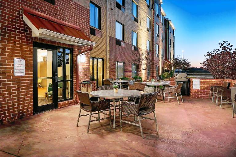 TownePlace Suites by Marriott Garden City — photo 5