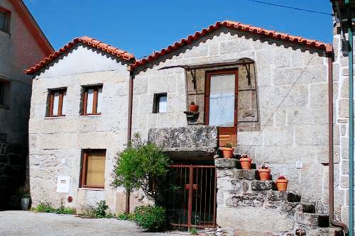 Casa Sátão