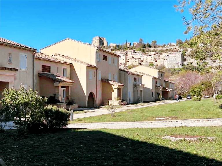 Appartement Montbrun-les-Bains
