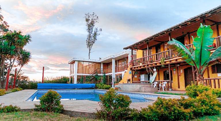 Hosteria Colibri Aeropuerto — photo 2