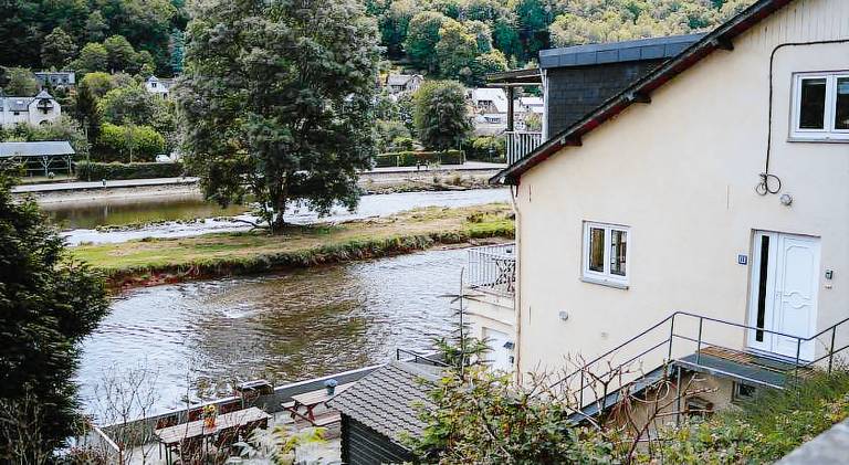 Holiday apartment with patio in Dinant