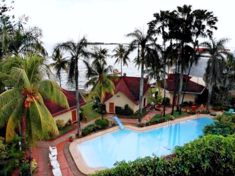 Resort  Makassar