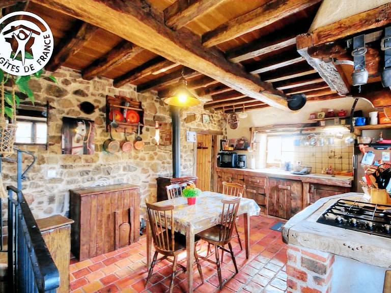 Cottage with garden & barbeque | Pet-friendly — photo 4
