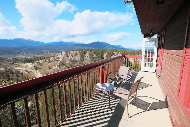 Radium Chalet — photo 4