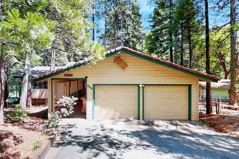 Cabin Arnold
