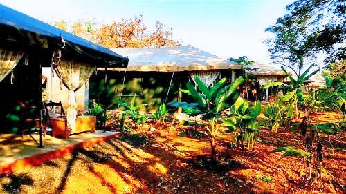 Camping  Mandwa Beach