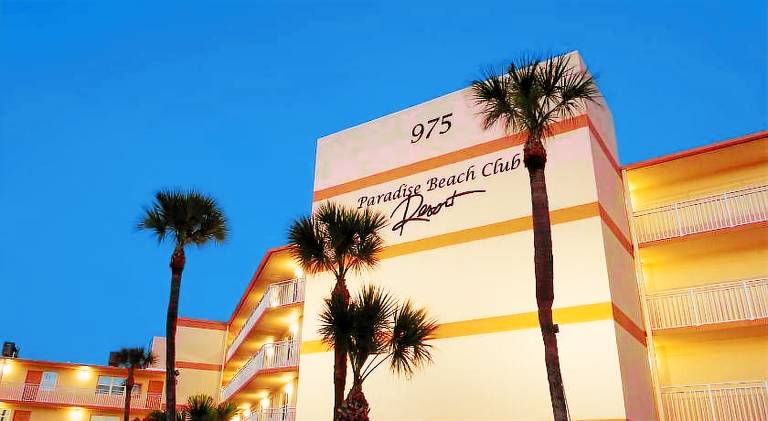 Paradise Beach Club 113