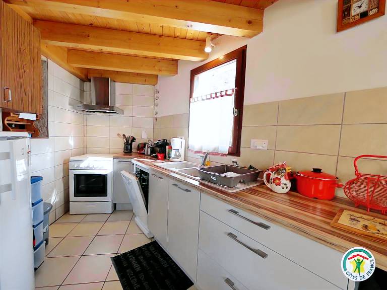 Gite with yard & terrace — photo 5