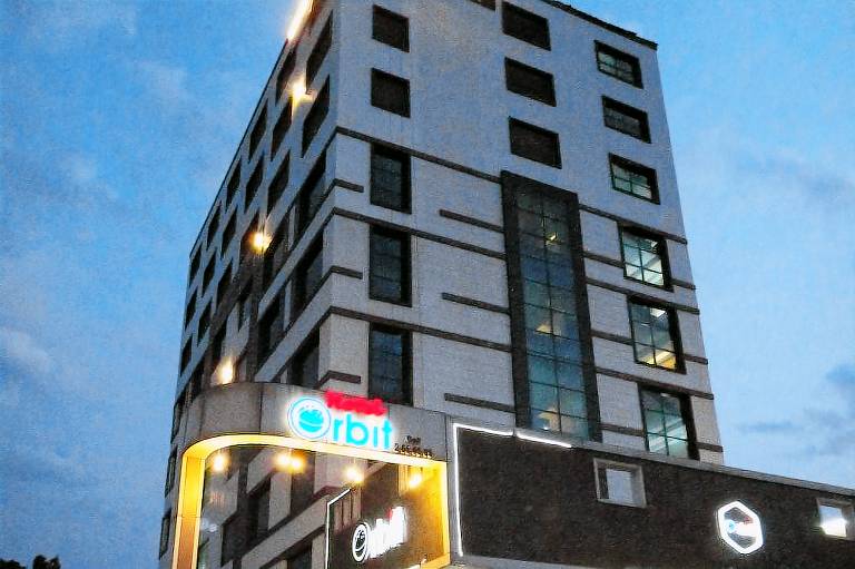 Hotel Orbit