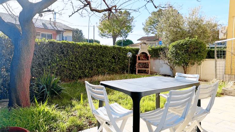 Child-friendly rental apartment with yard | Next to the beach | Dogs allowed — photo 3