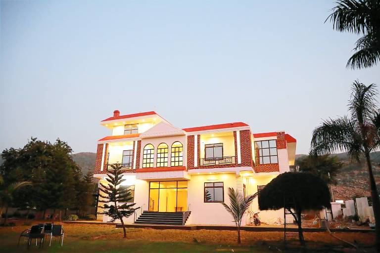 Winter Mountain Resort in Ajmer