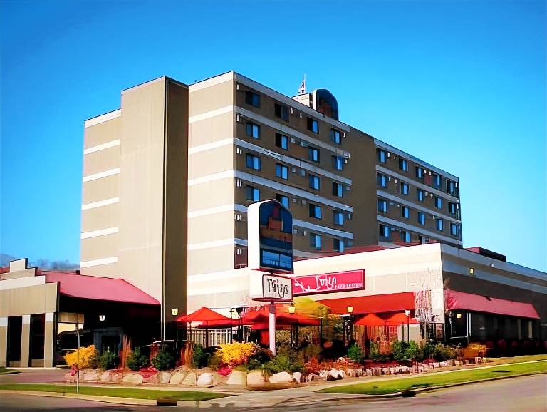 Centerstone Plaza Hotel Soldiers Field in Rochester, MN