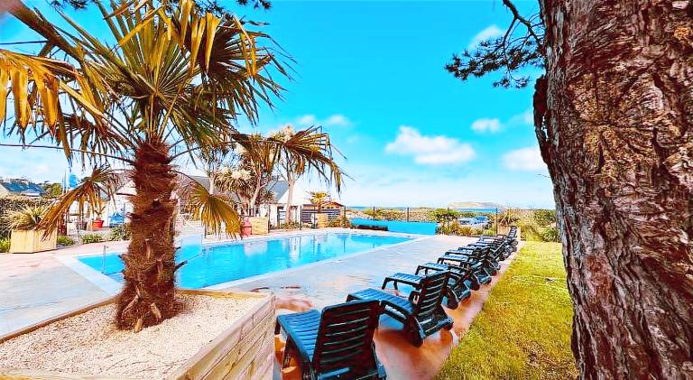 Seasonova Camping Les 7 iles in Perros-Guirec