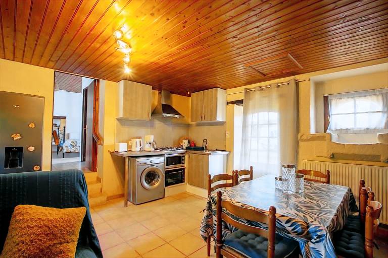 Beautiful gite with barbeque & garden | Pets allowed — photo 3
