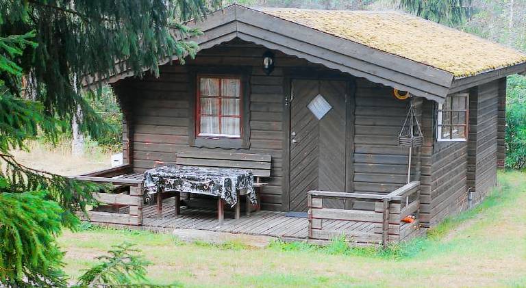 Vacation home with grill, terrace & garden in Jonkoping