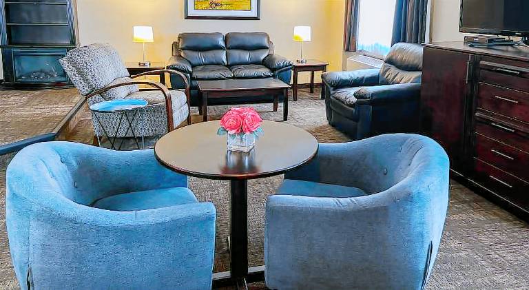 Coast Swift Current Hotel — photo 5