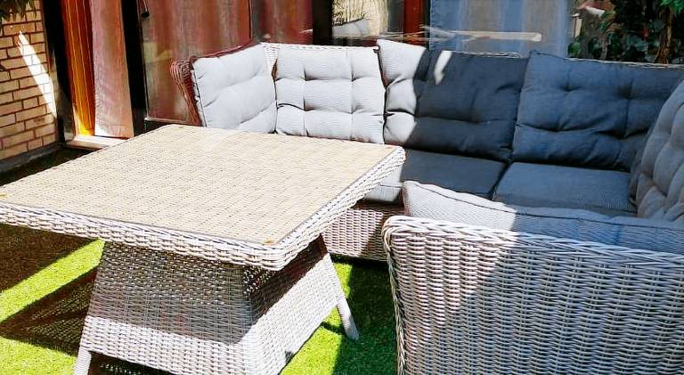 Holiday apartment with pool & hot tub | Pet-friendly — photo 5