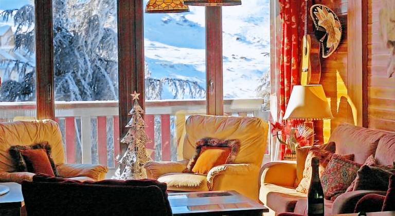 Wonderful apartment with patio | Next to the ski | Perfect for remote work | Pets allowed in Monachil