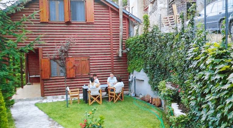 Villa with grill, garden & terrace in Ioannina