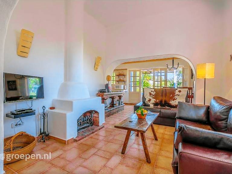 Fully equipped vacation home with barbeque, garden & terrace | Dogs allowed — photo 2