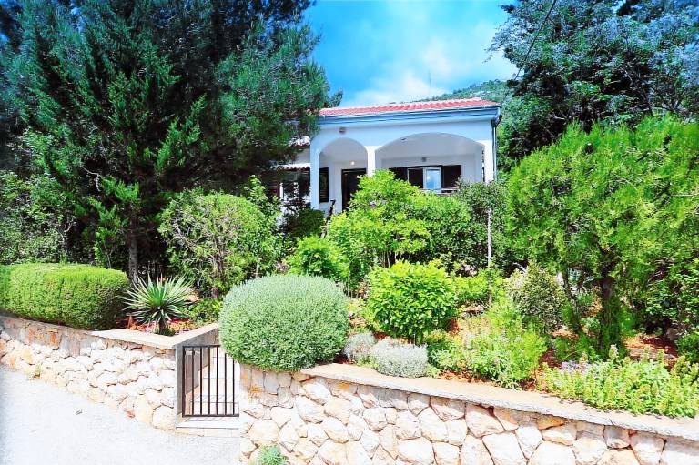 Holiday home 20 m from the sea — photo 2