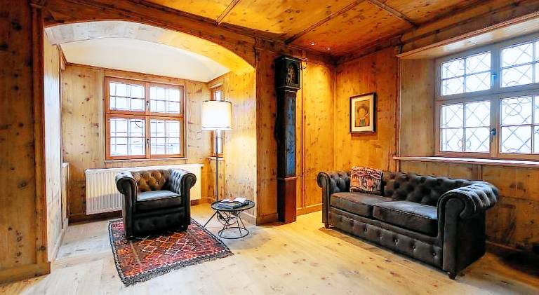 Lovely serviced apartment with patio & yard | Pets allowed — photo 5