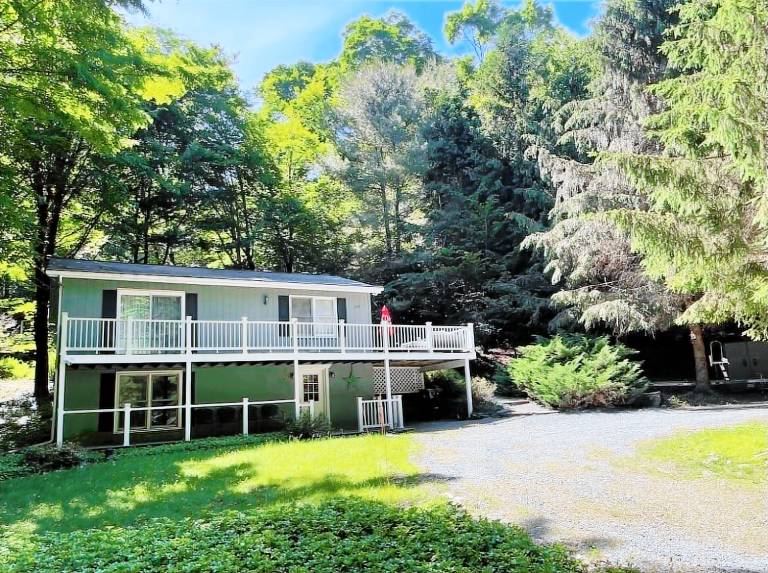 House  Lake Wallenpaupack