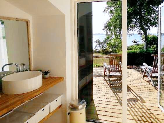 Architect-Designed House With Private Beach — photo 4