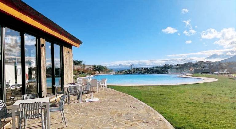 Rental apartment with pool — photo 5