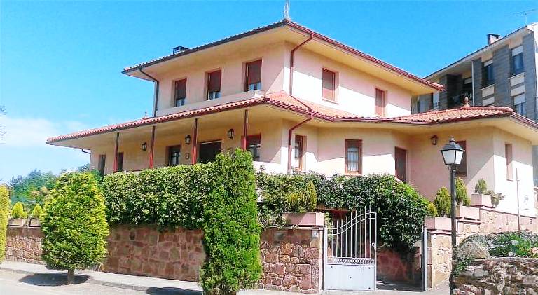 Casa Zaldierna