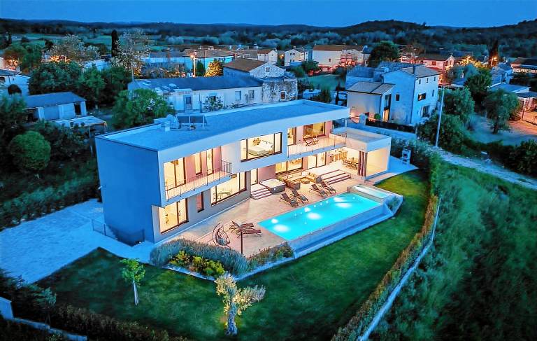 Villa Žbandaj